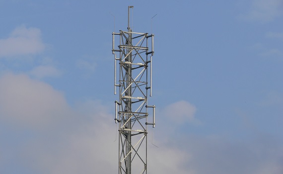 Budowy i rozbudowy wież i masztów telekomunikacyjnych